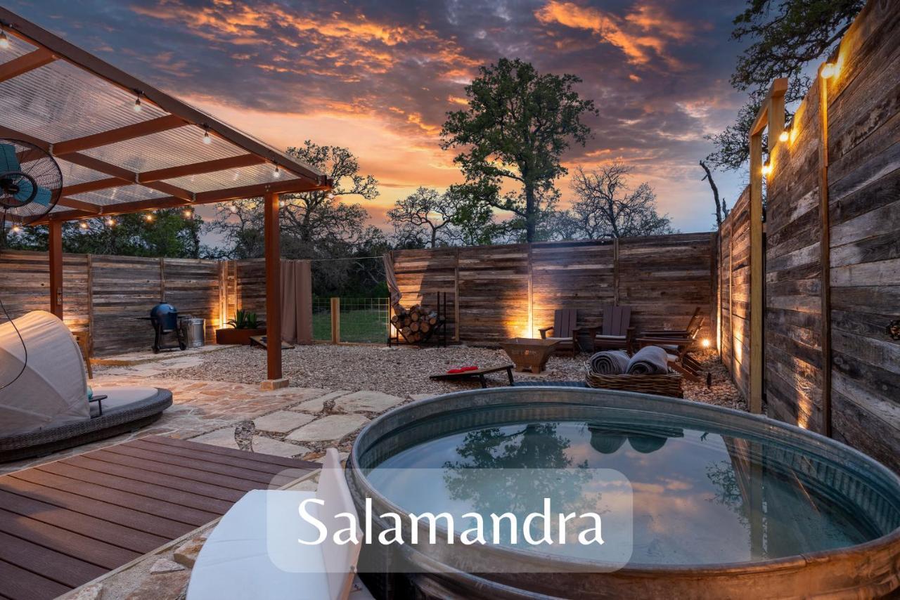 Romantic Tiny Luxury Retreat W Heated Pool, Sauna N Outdoor Shower In Wimberley 10 Acres Exteriör bild